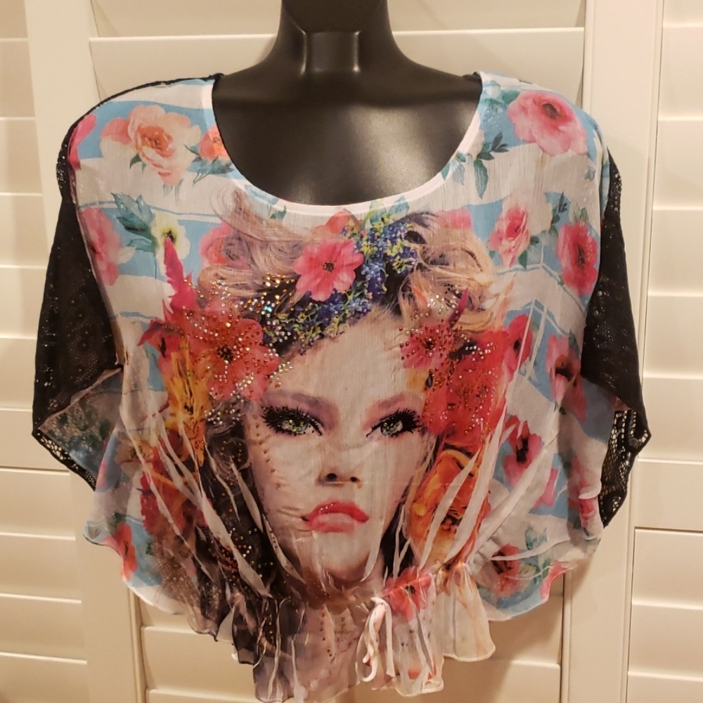 Crimson Ivy graphic top